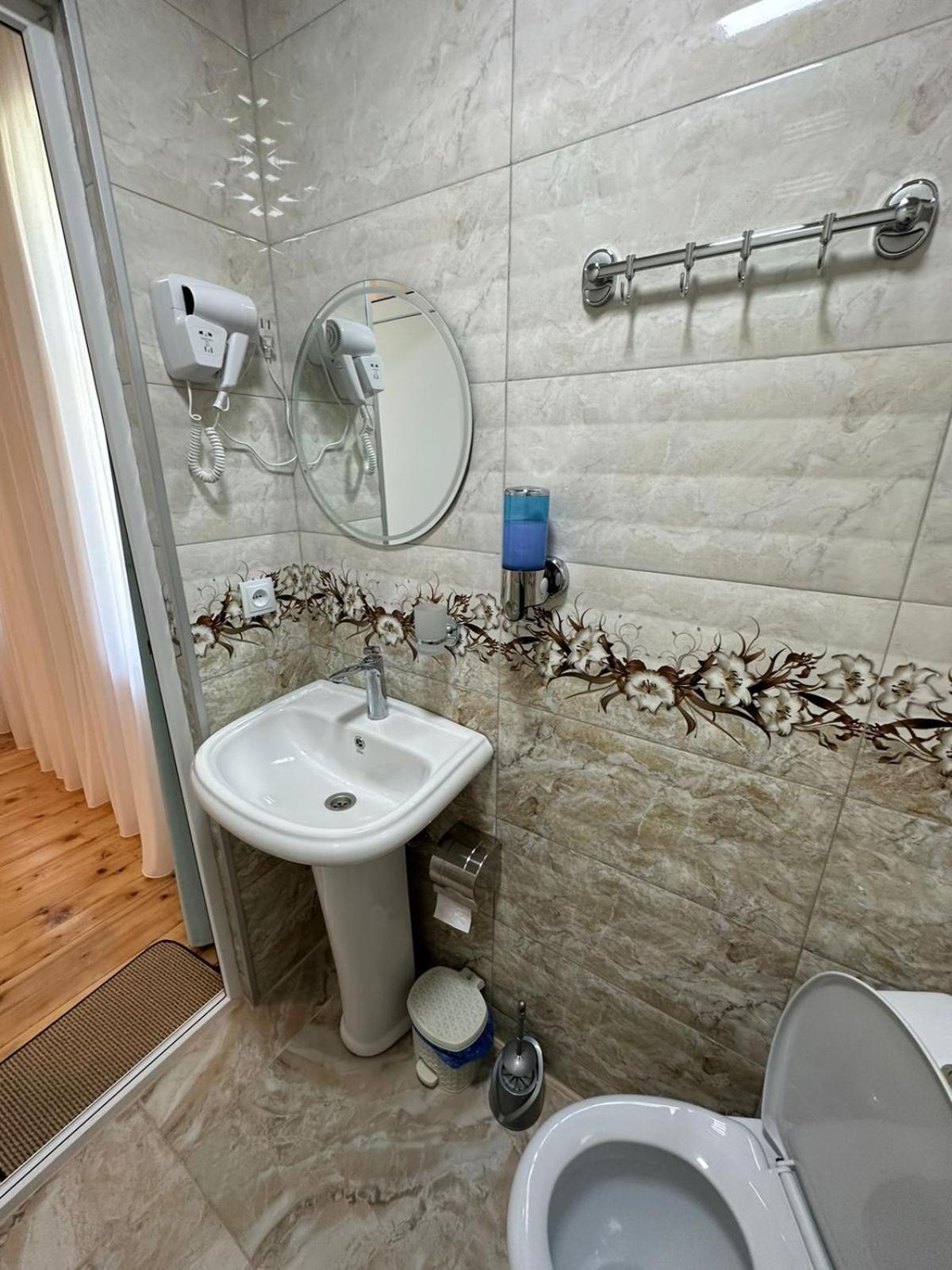Polaris Kazbegi Hotel Buitenkant foto