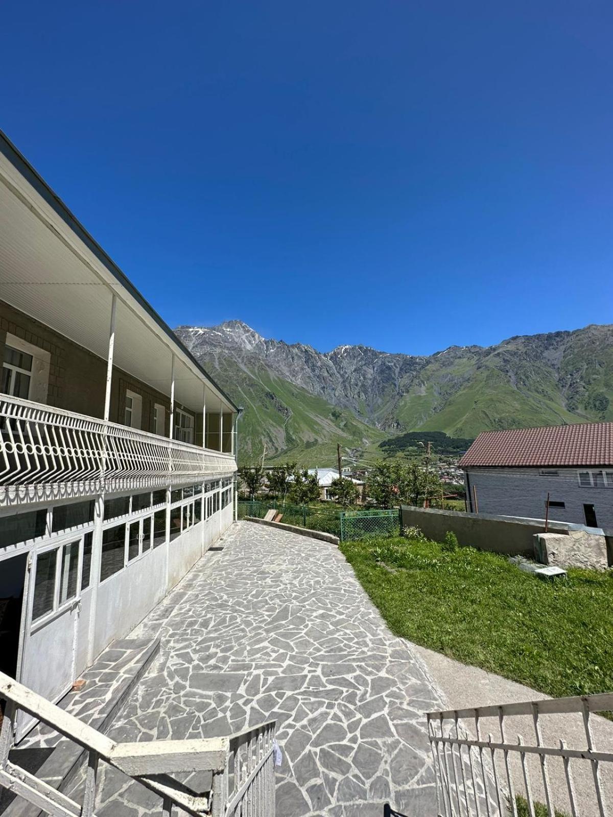Polaris Kazbegi Hotel Buitenkant foto