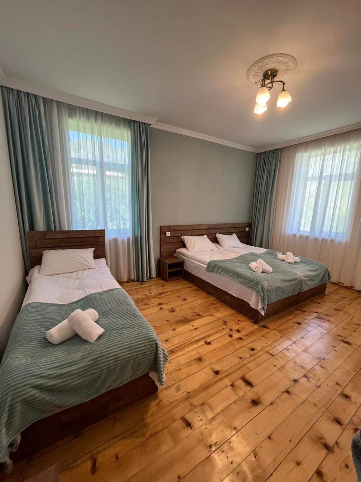 Polaris Kazbegi Hotel Buitenkant foto